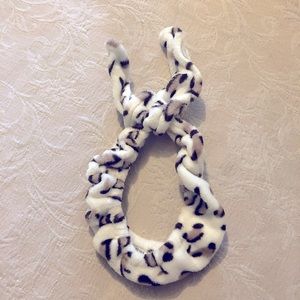 Bunny Twist Makeup/ Headband Wrap - The Vintage Cosmetic Company